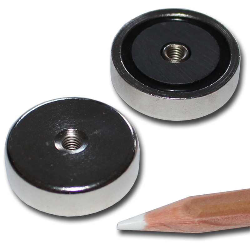 Ferrite flat pot magnets Ø 25 x 7 mm with internal thread M4 - 3,6 kg / 40 N