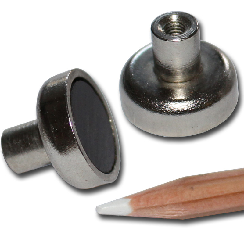 Ferrite flat pot magnets Ø 20 x 6,5 mm, with screwed bush M4x7mm - 3 kg / 30 N