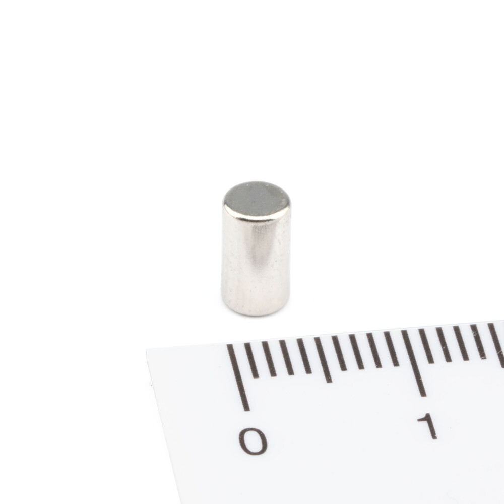 Neodym Magnete 4x7 mm NdFeB N45