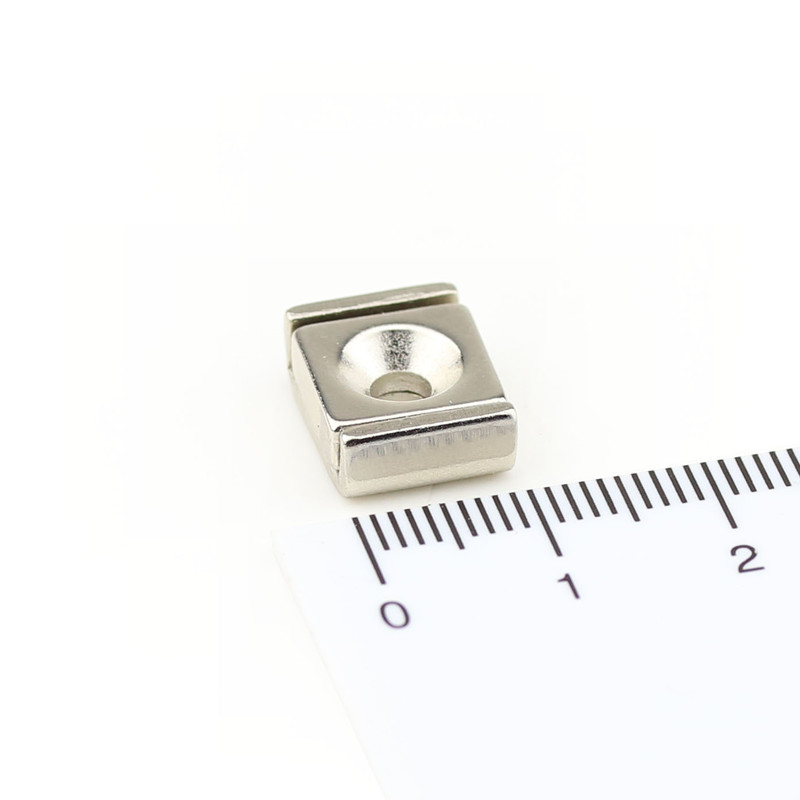 Neodymium flat pot magnets rectangular 10 x 13,5 x 5 mm with counterbore
