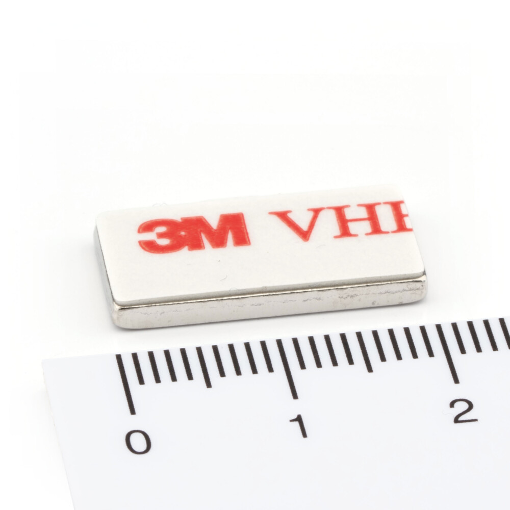 Metallpad selbstklebend 70 mm weiß – 2er Set Metallpad selbstklebend 70 mm weiß – 2er Set